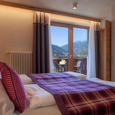Active Hotel Monte Giner Mezzana  Exterior photo
