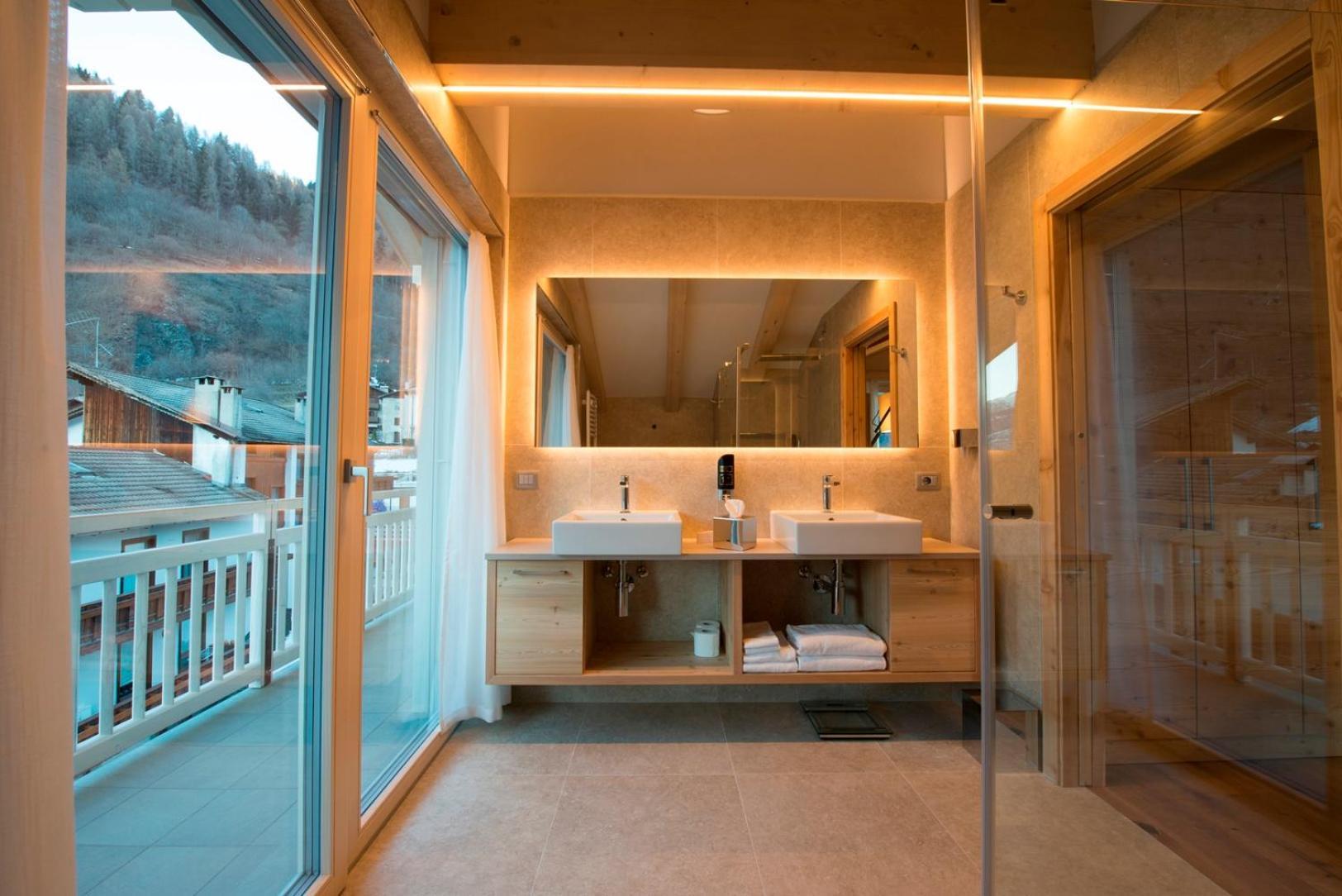 Active Hotel Monte Giner Mezzana  Exterior photo