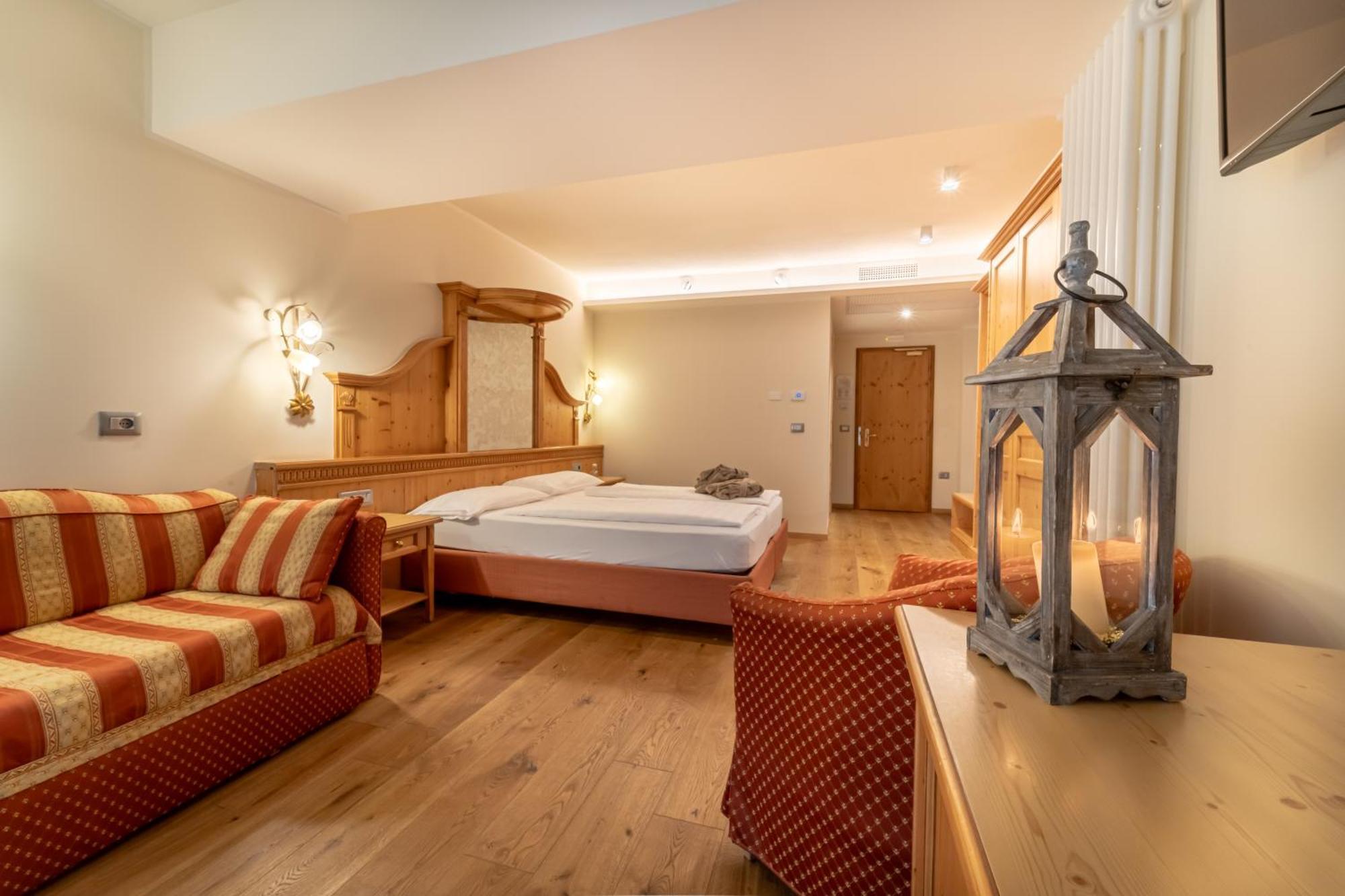 Active Hotel Monte Giner Mezzana  Room photo
