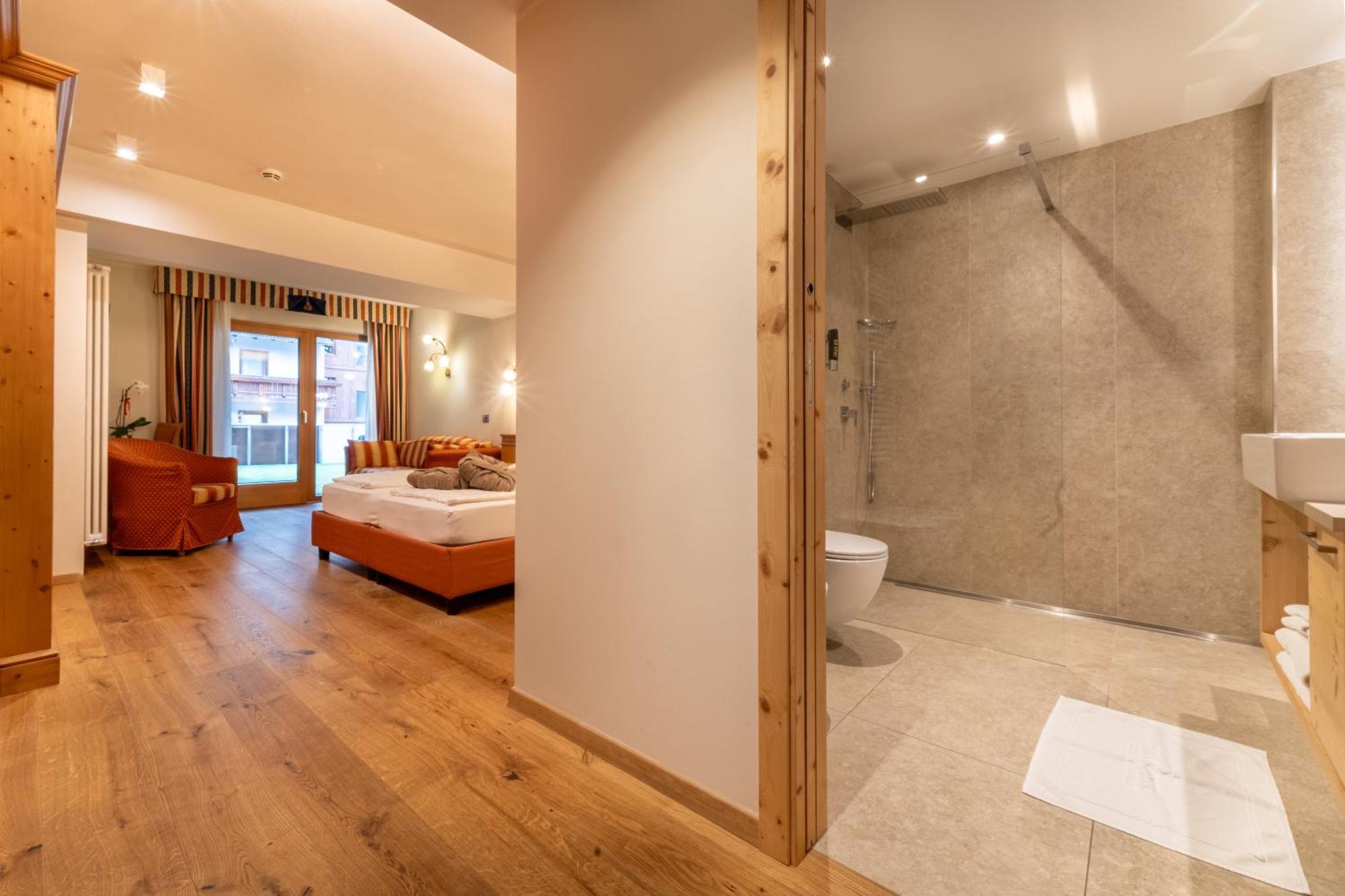 Active Hotel Monte Giner Mezzana  Room photo
