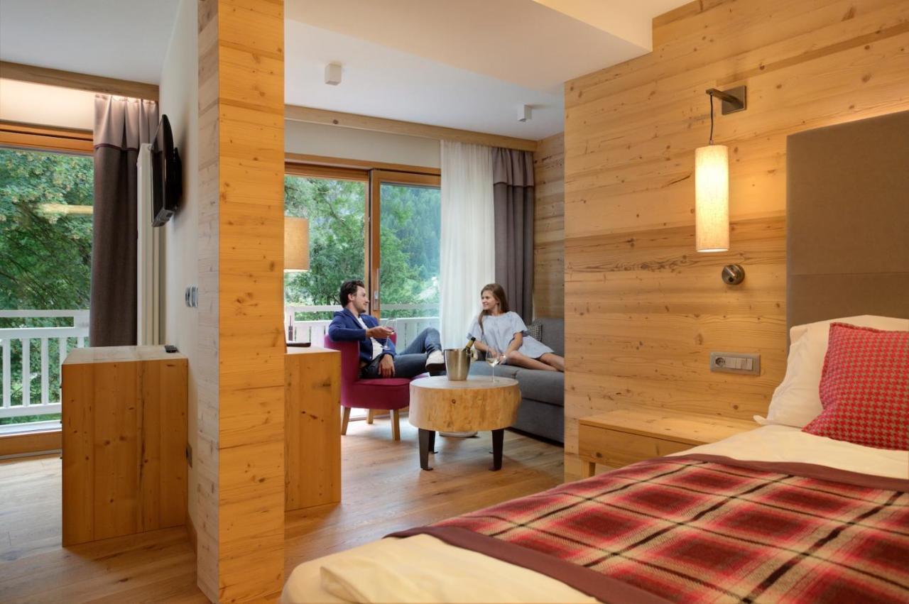 Active Hotel Monte Giner Mezzana  Exterior photo