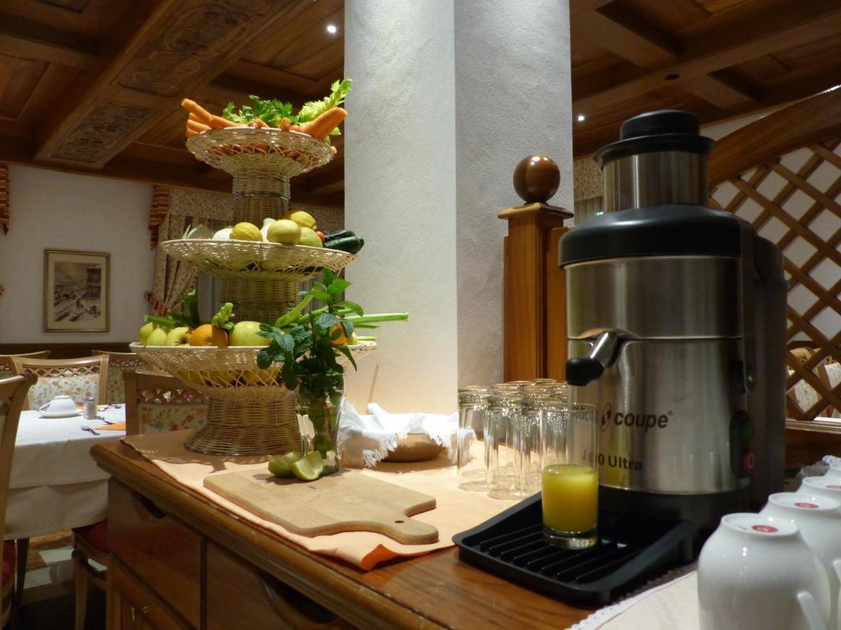 Active Hotel Monte Giner Mezzana  Exterior photo